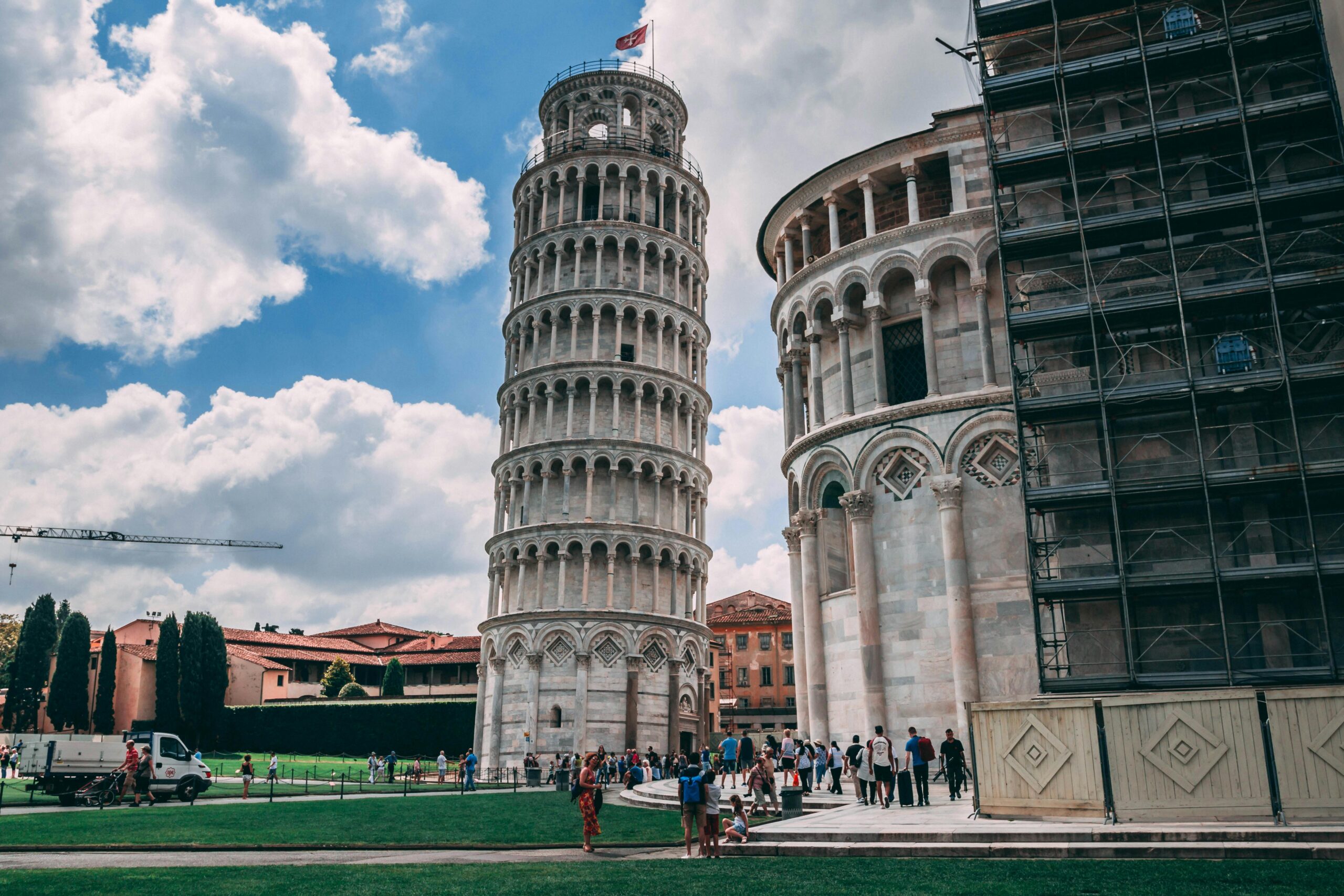 pisa pi italy