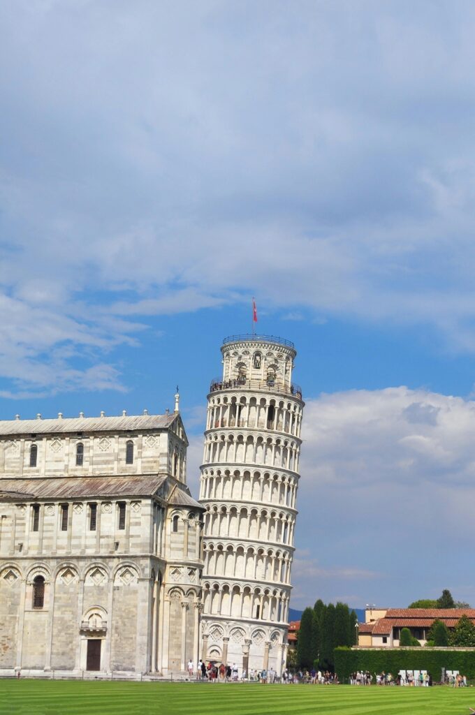 pisa pi italy